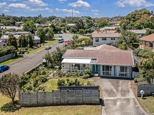 56 Athena Drive, Totara Vale