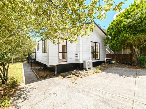 10 Frosses Place, Massey