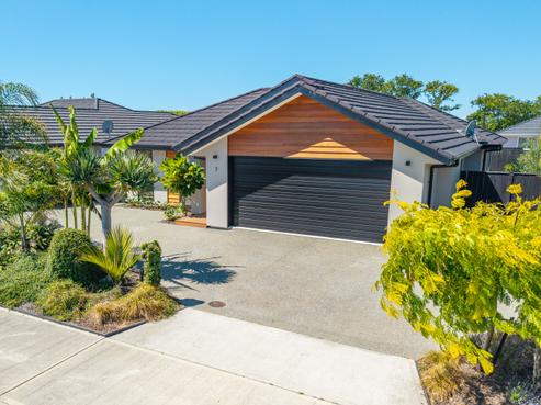 7 Camberley Road, Richmond