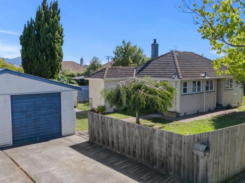 1 Lewis Street, Redwoodtown