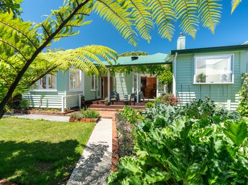 20 Plymouth Street, Karori