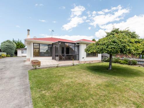 1/290 Kennedy Road, Onekawa