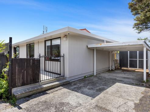 2/8 Marinich Drive, Ranui