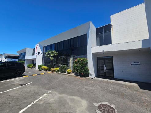 8C Walls Road, Penrose