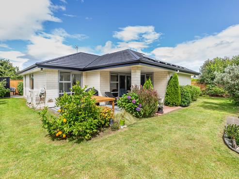 8 Yusef Way, Levin
