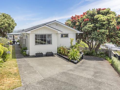 9 Dallas Court, Miramar