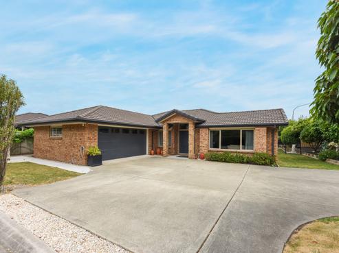 34 Ngawhatu Road, Stoke
