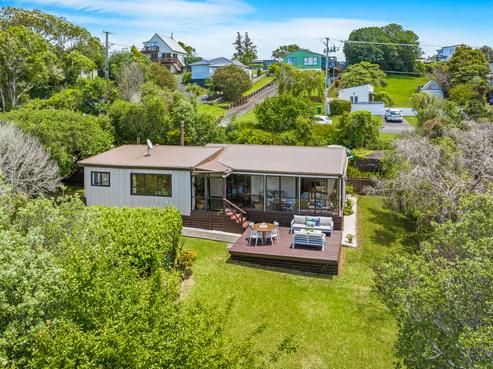 7 Kauri Road, Stanmore Bay