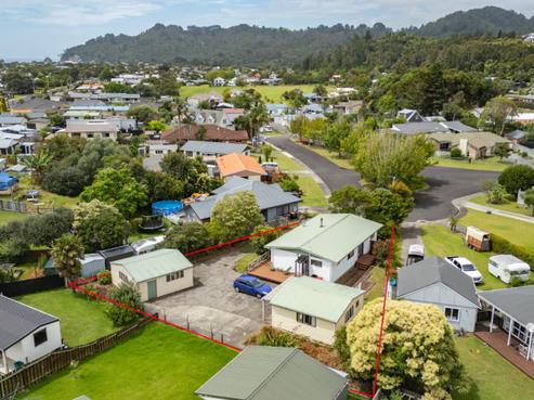 106 Waverley Place, Whangamata