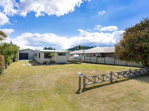 109 Kiwi Road, Whangamata