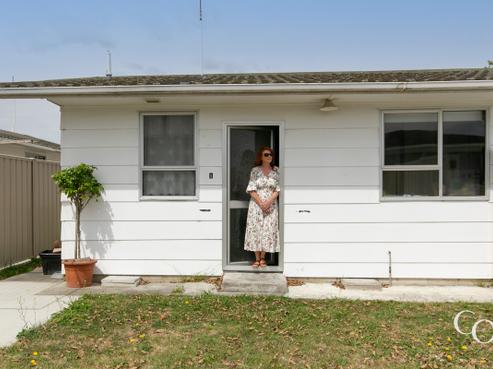 1/9 Lyttelton Crescent, Tamatea