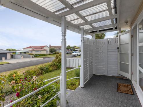 32 Kent Street, Levin