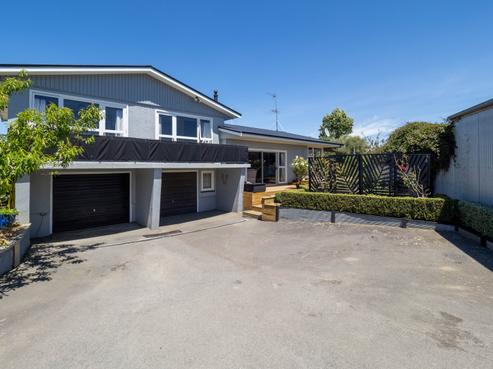 28 Russell Avenue, Allenton