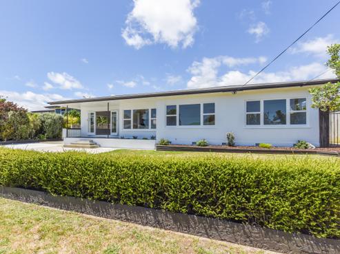 23 Neale Avenue, Stoke