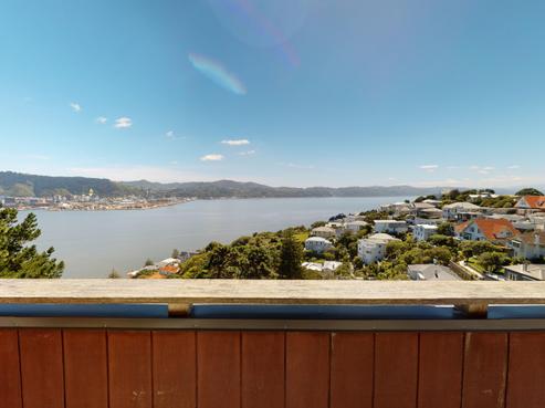 16 Palliser Road, Roseneath