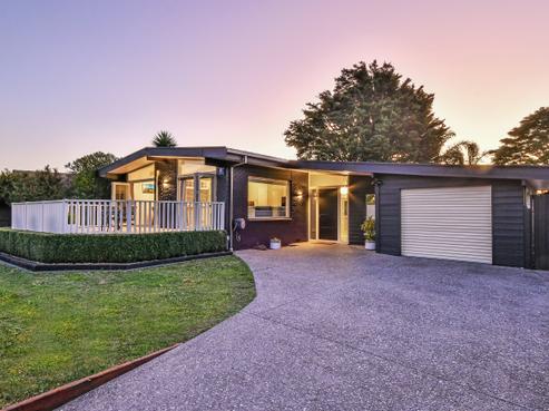 27 Magnolia Avenue, Rosehill