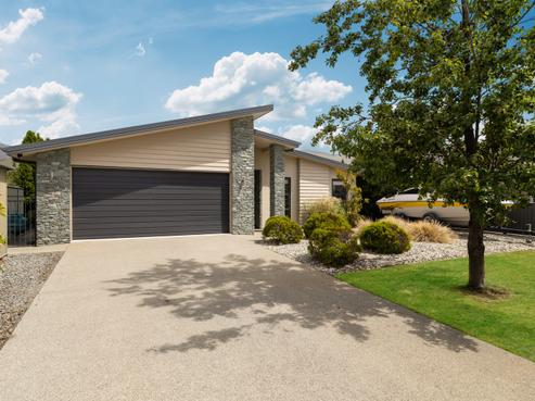 16 Stowell Drive, Cromwell