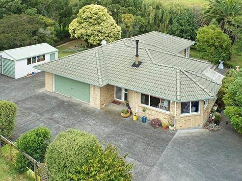 11 Awaroa Stream Drive, Waiuku
