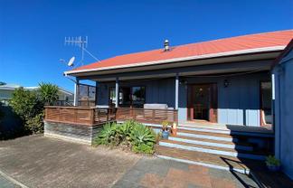 223B Kiwi Road, Whangamata