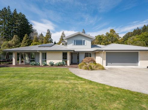 17 Tussock Place, Stoke