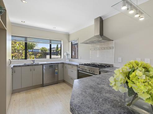 31 Saint Ives Drive, Camborne