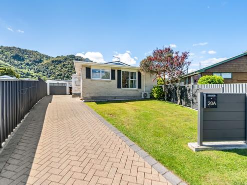 20A Denver Grove, Totara Park