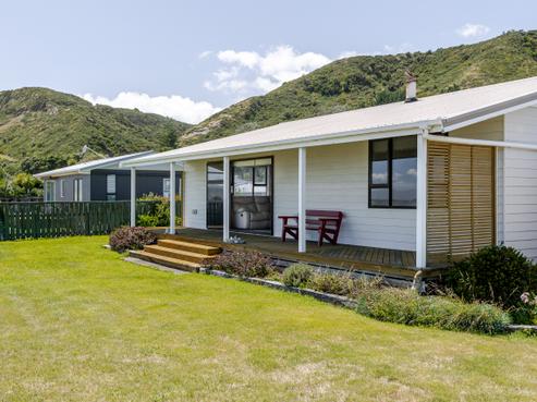 9B Te Miha Crescent, Cape Palliser