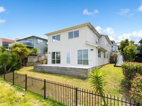 139 Alec Craig Way, Gulf Harbour