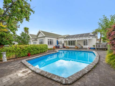 118 Vigor Brown Street, Napier South