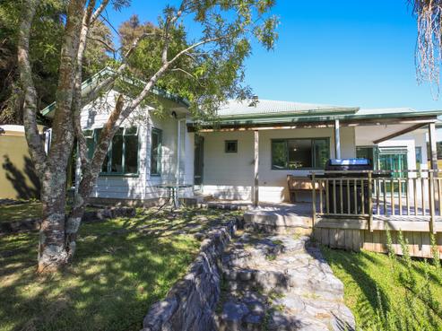 4398 Kawhia Road, Oparau