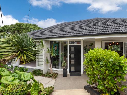 61 Hanlon Crescent, Narrow Neck