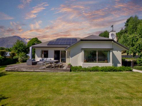 6 Stowmore Lane, Lower Shotover