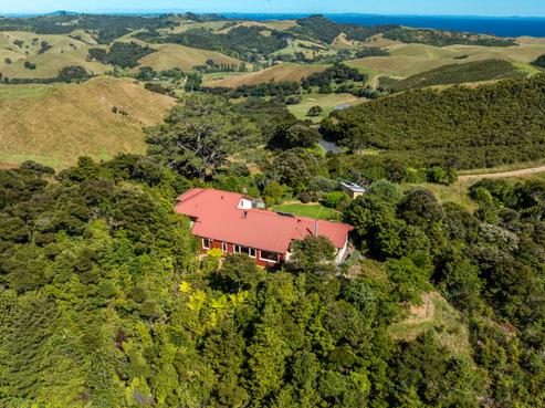 161 Orapiu Road, Waiheke Island