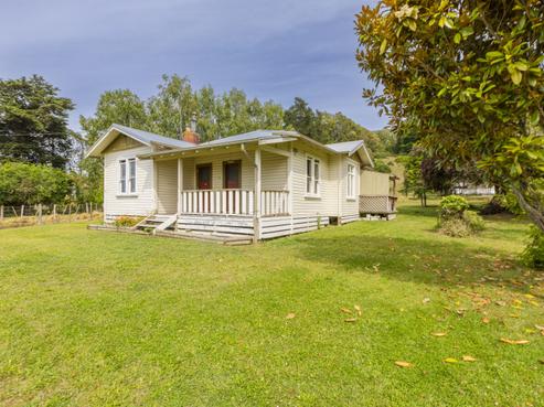 54 State Highway 2, Otane