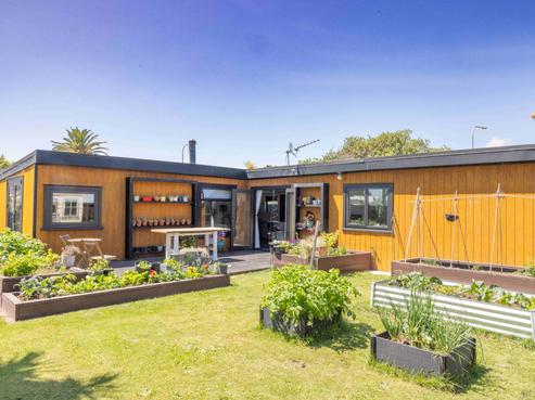 290 Pine Avenue, South New Brighton