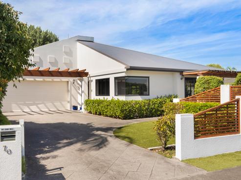 70 Potae Avenue, Lytton West