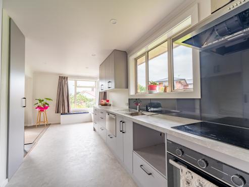 12 Hanan Place, Parkside