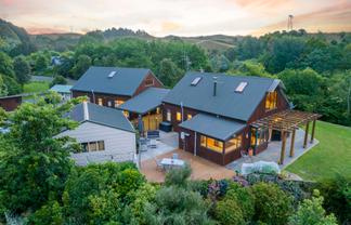 25 Eucalyptus Way, PARAPARAUMU