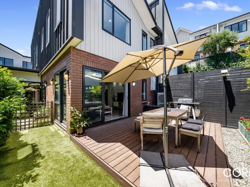 4 Windlass Street, Long Bay