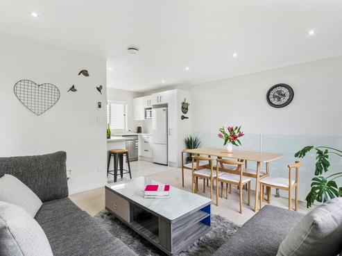 4/45 Willcott Street, Mount Albert