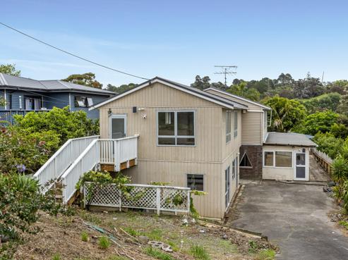 15 Stillwater Crescent, Stillwater