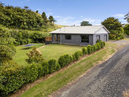 77 Dorset Road, Hillsborough