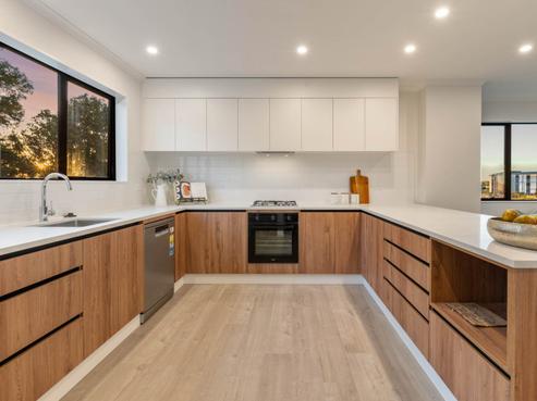 39 Henry Maxwell Way, Flat Bush