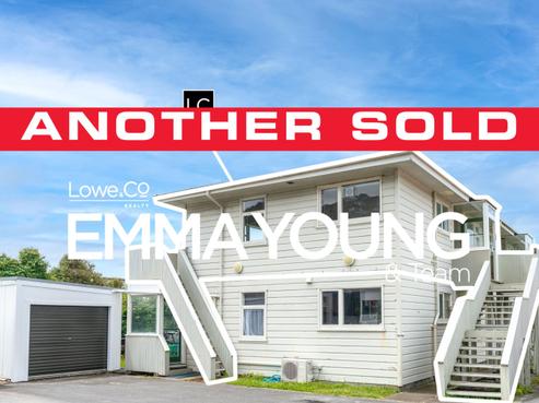 2/139 Queens Drive, Lyall Bay