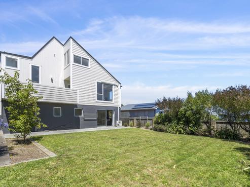12 Arun Crescent, Southgate