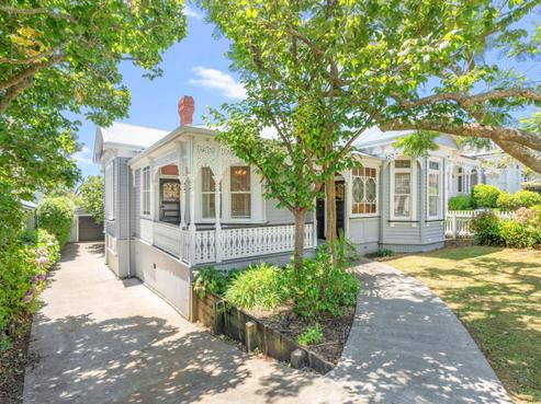 105 Grange Road, Mount Eden