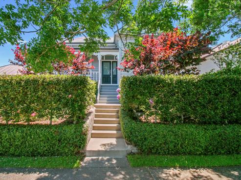 69 Paice Avenue, Sandringham