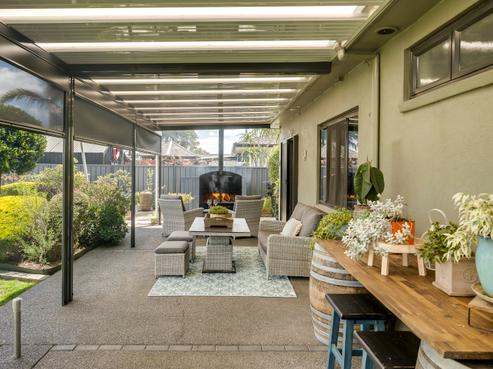 24 Heynes Place, Clive