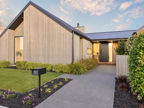 51 Blunden Road, Lincoln