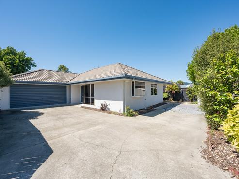 2/16 Andrew Street, Stoke